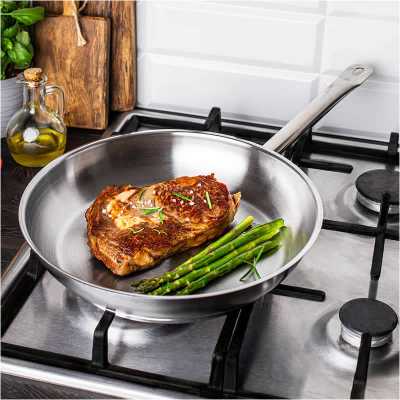 Profi panvica nerezová 32cm Gastro Obrázok pre Profi panvica nerezová 32cm Gastro