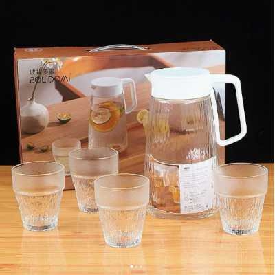 Sklenený džbán 1,2 l a 4 sklenené poháre 220 ml Obrázok pre Sklenený džbán 1,2 l a 4 sklenené poháre 220 ml
